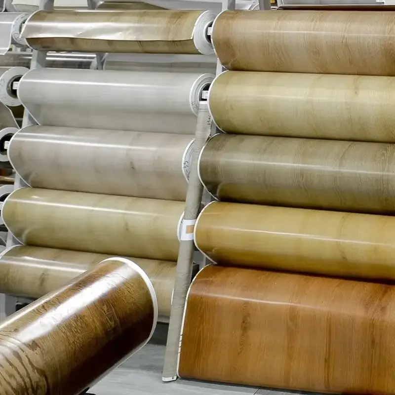 Каляровыя дэкаратыўныя плёнкі з ПВХ для ламінавання падлог з ДПК: чаму яны змяняюць гульню для вашай падлогі